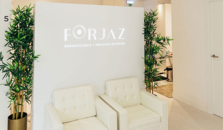 Recepción de la clínica Forjaz - Clínica miraDry